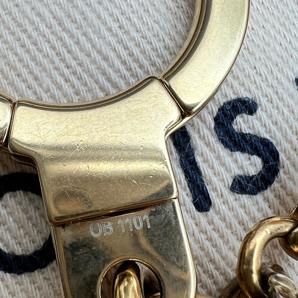 LOUIS VUITTON Porte Cles Confidence Bag Charm Key Ring Gold Metallic M65088 - Picture 10 of 17